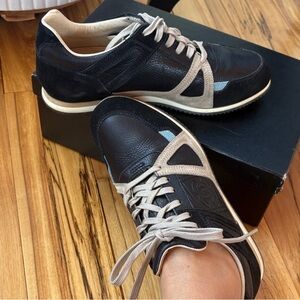 CHANEL Black Tan Sneakers EU 35.5 | Samba Style CC Logo Leather Shoes